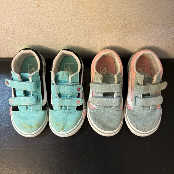 Vans Kids Sneakers – Teal and Pink shoes (Set of 2) - Picture 2 of 14